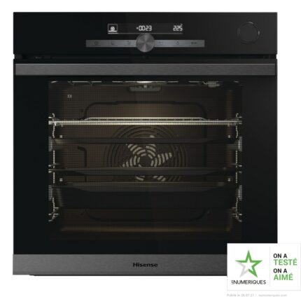 Horno empotrable HISENSE O643PG con función de vapor.